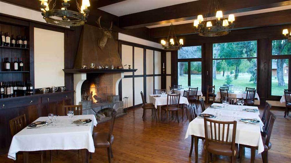 Hosteria Futalaufquen Lago Futalaufquen 外观 照片