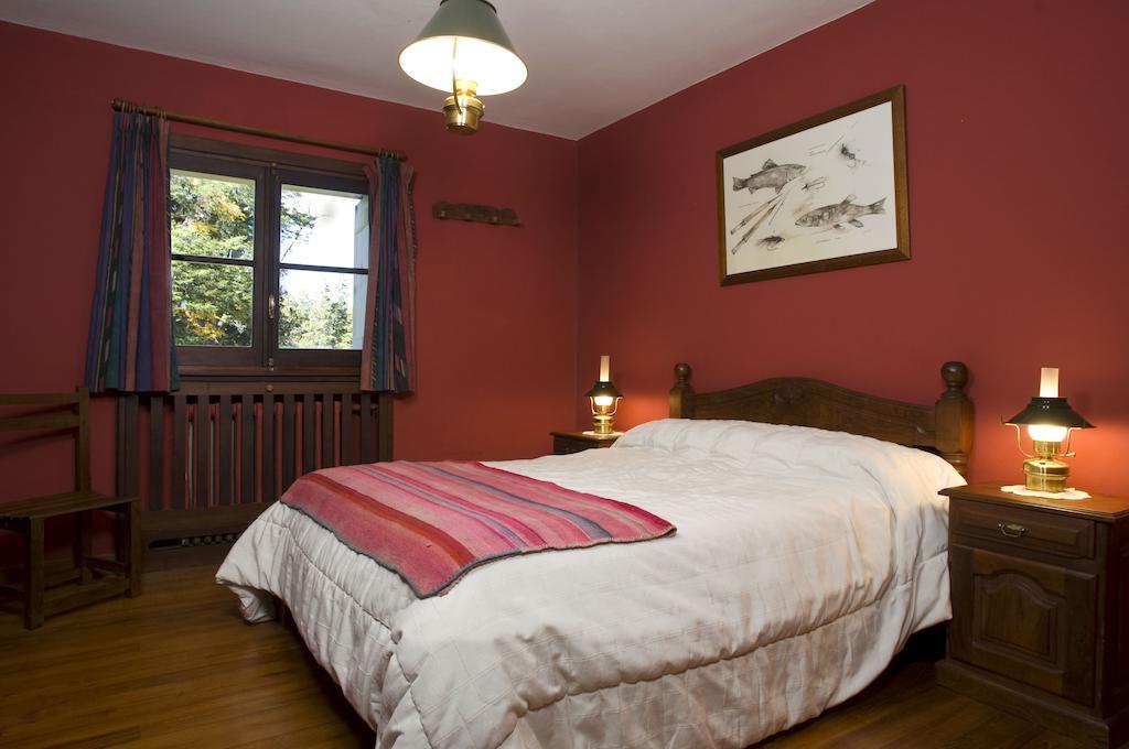 Hosteria Futalaufquen Lago Futalaufquen 外观 照片