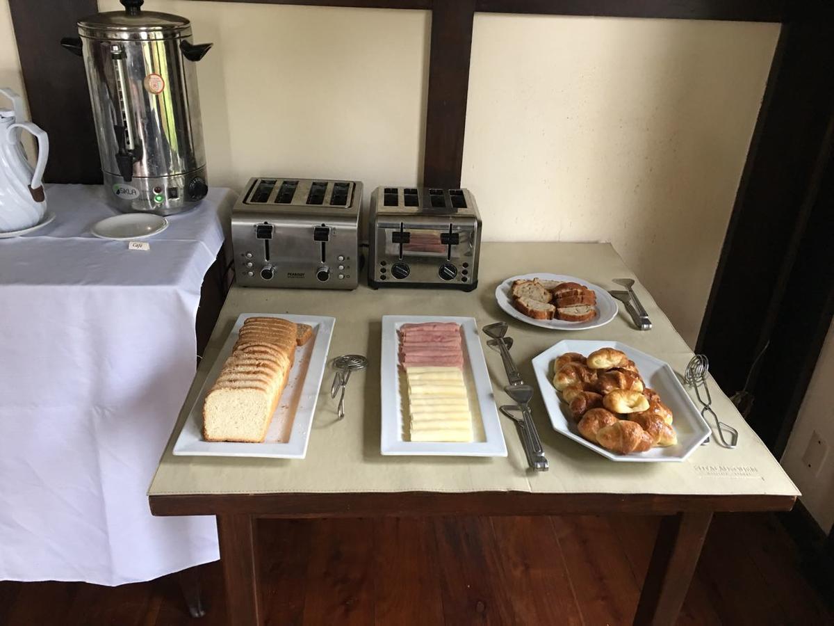 Hosteria Futalaufquen Lago Futalaufquen 外观 照片