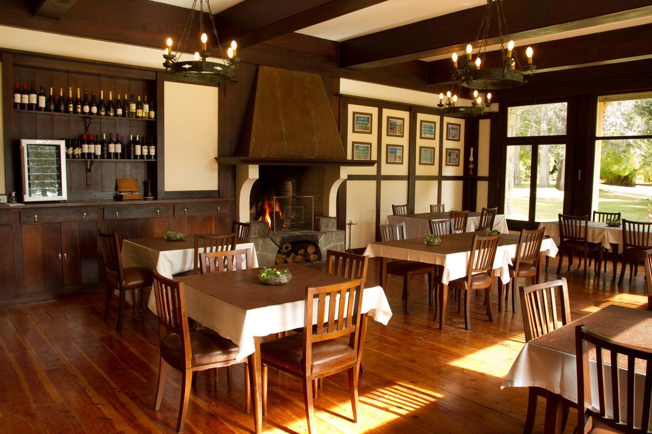Hosteria Futalaufquen Lago Futalaufquen 外观 照片