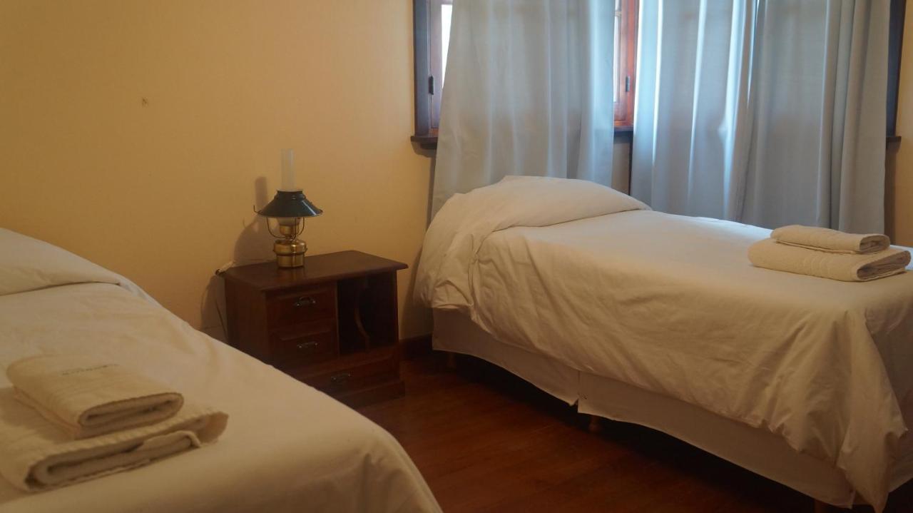 Hosteria Futalaufquen Lago Futalaufquen 外观 照片