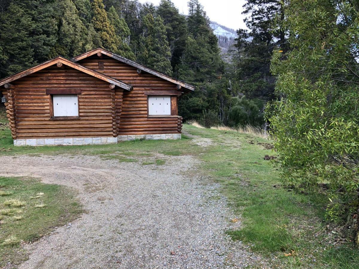 Hosteria Futalaufquen Lago Futalaufquen 外观 照片